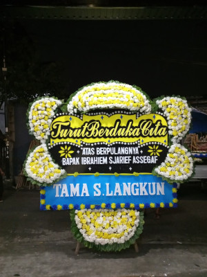 Papan Bunga Duka di Argawana